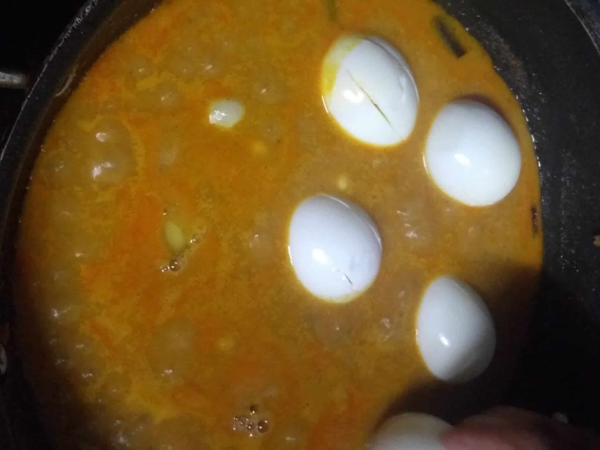 Egg gravy |Egg masala|How to make Muttai kuzhambu | sangskitchen