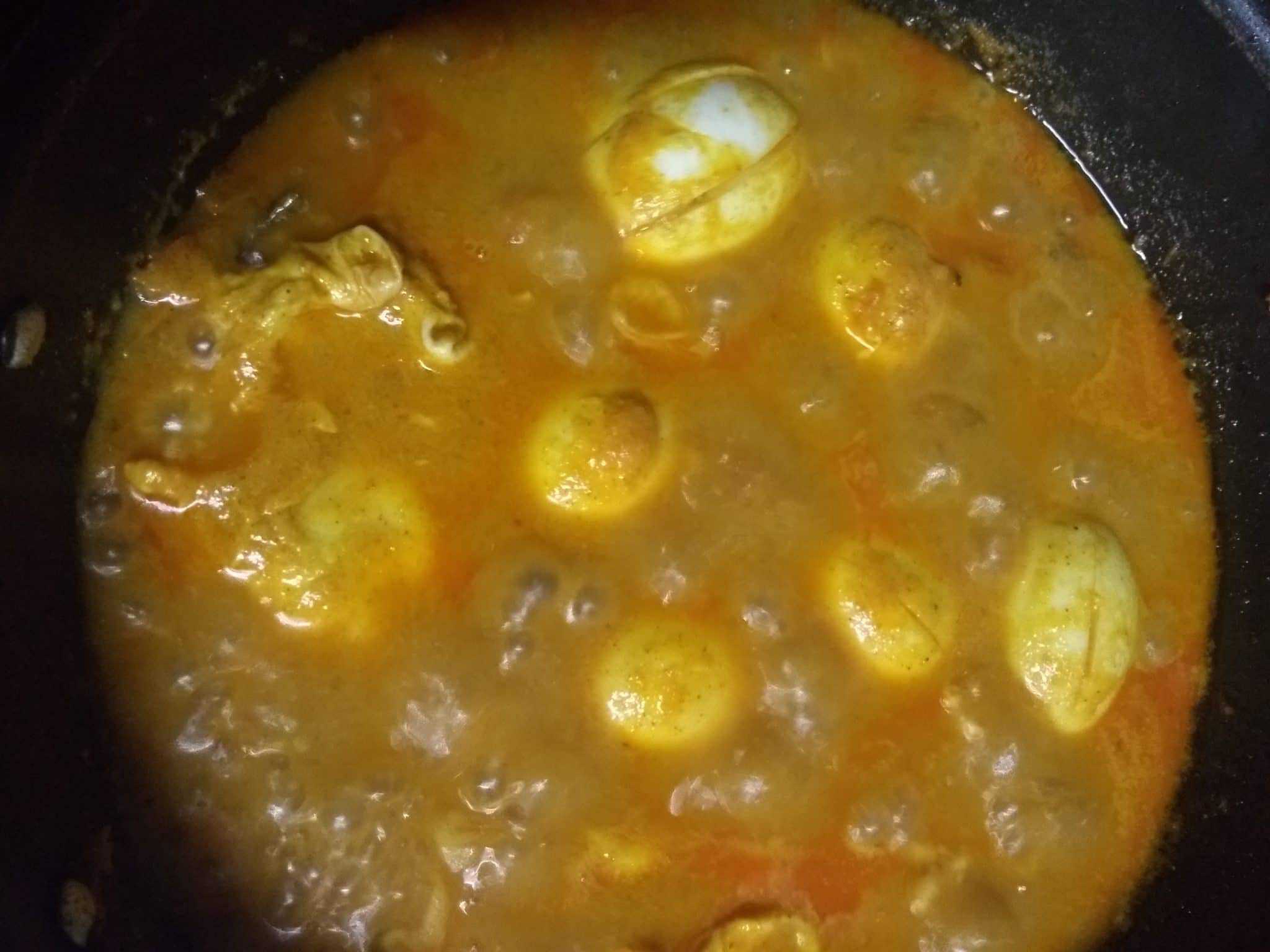 Egg gravy |Egg masala|How to make Muttai kuzhambu | sangskitchen