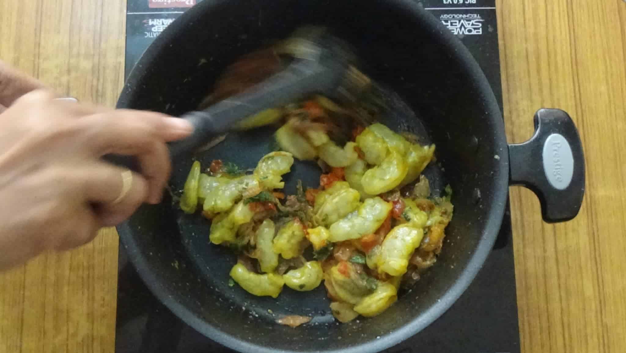 Prawn biryani | Kadai Prawn biryani | Prawn biryani recipe in a pan